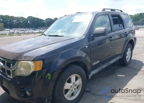 2008 Ford Escape Xlt z USA, uszkodzony, nr VIN 1FMCU03198KC15491